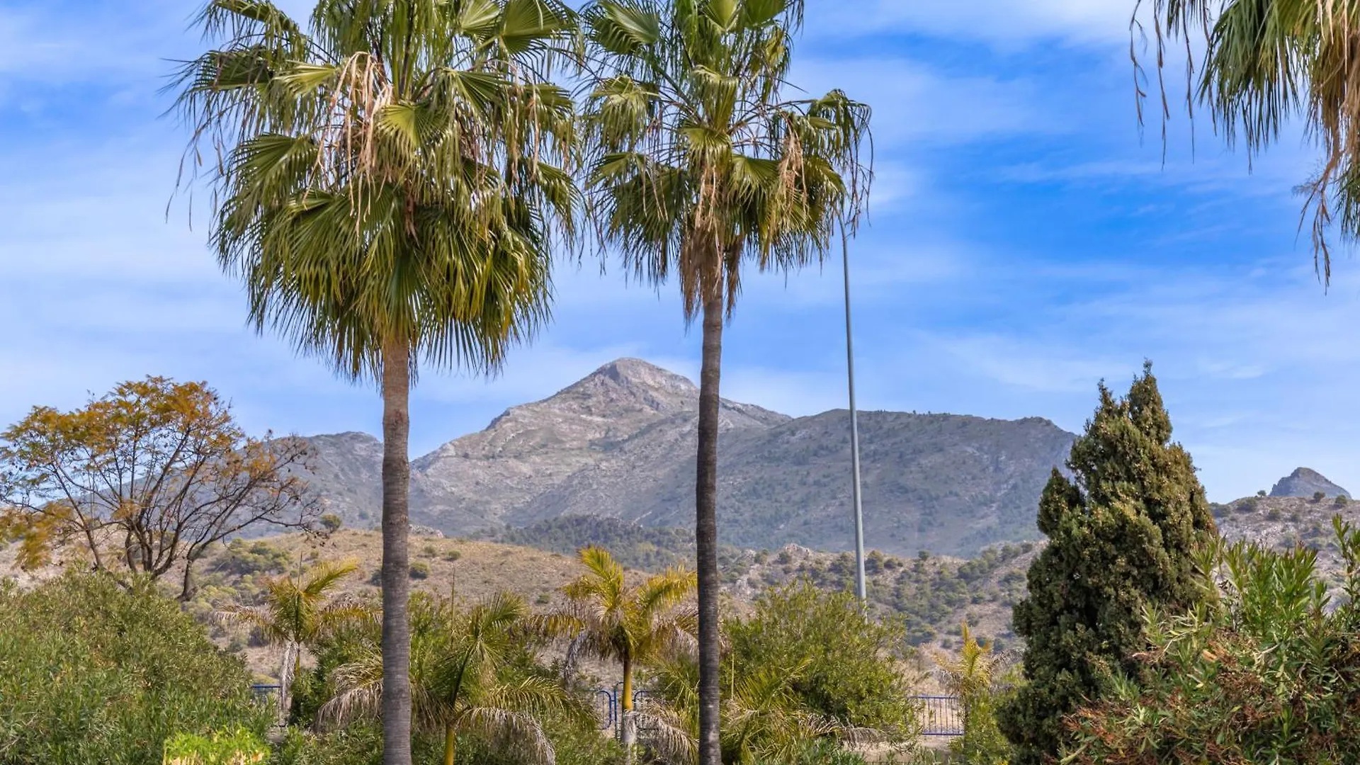 Las Palmas 9A - Oasis Properties Nerja Apartment