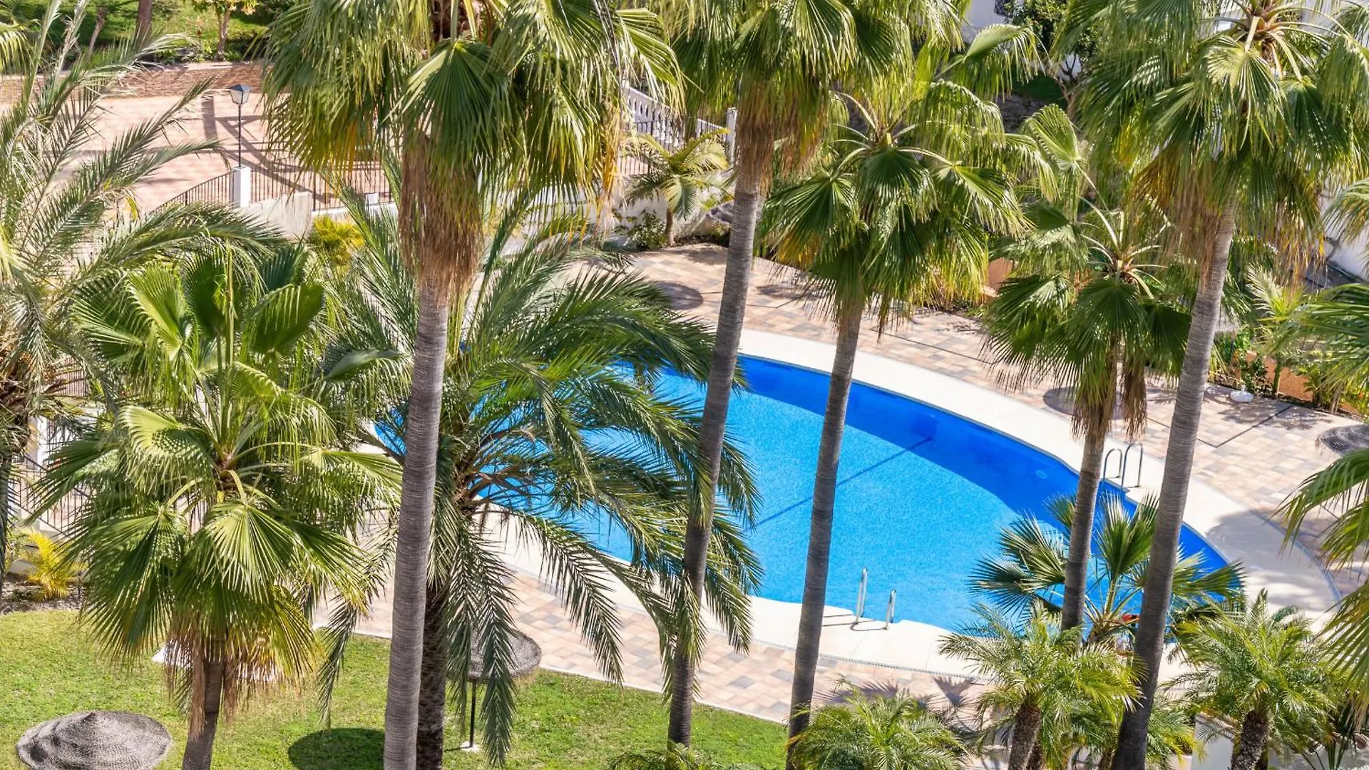 Las Palmas 9A - Oasis Properties Nerja Apartment