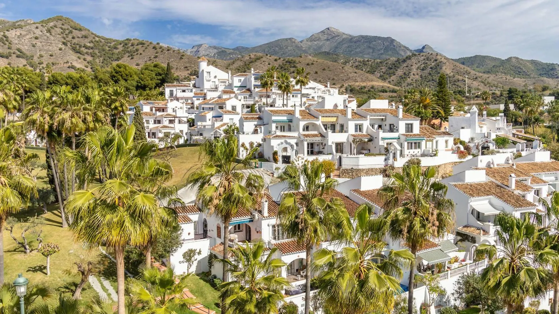 Las Palmas 9A - Oasis Properties Nerja