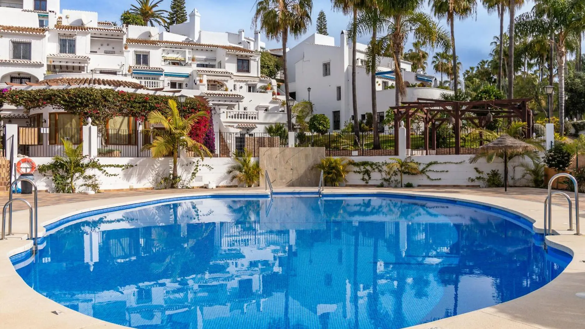 Apartment Las Palmas 9A - Oasis Properties Nerja