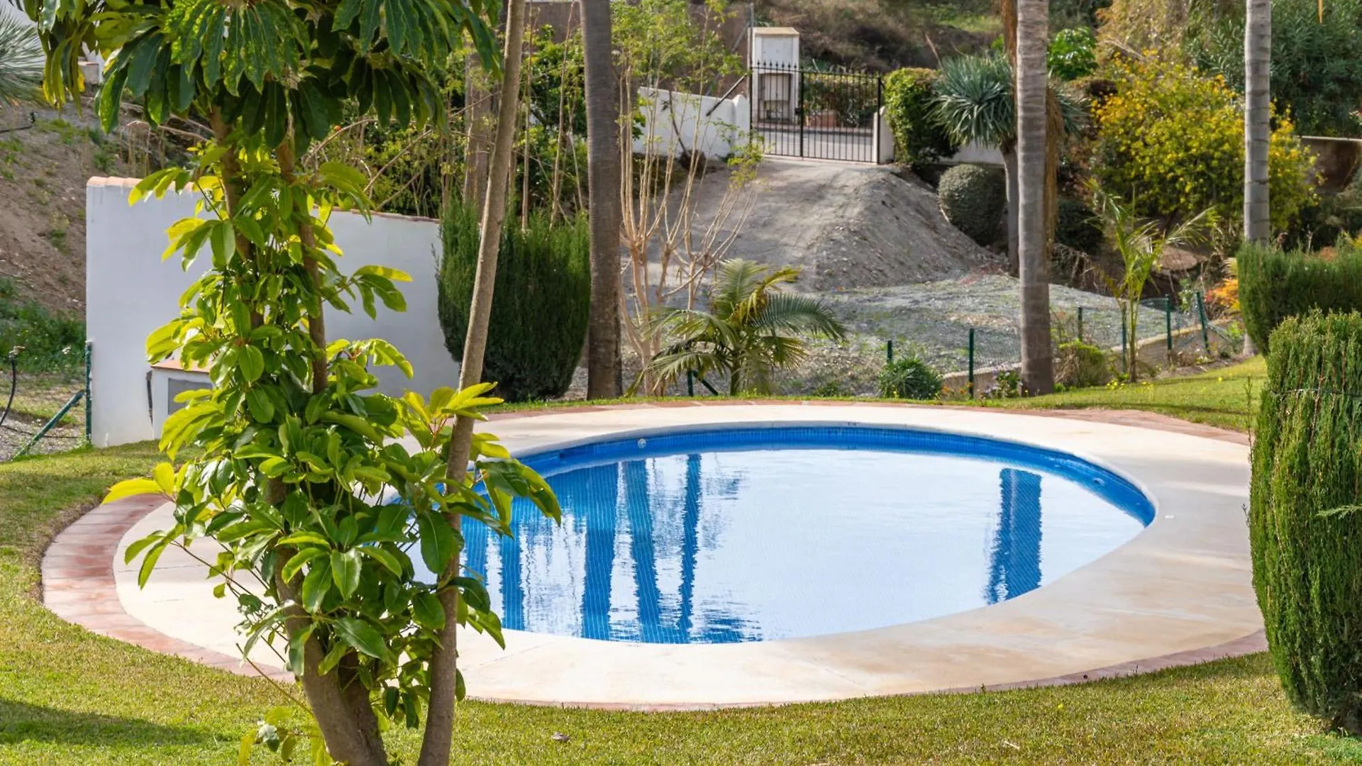 Las Palmas 9A - Oasis Properties Nerja