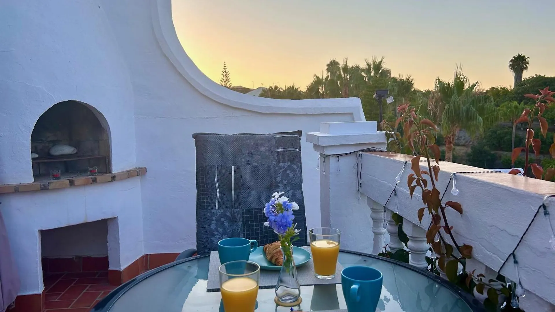 Las Palmas 9A - Oasis Properties Nerja Spain