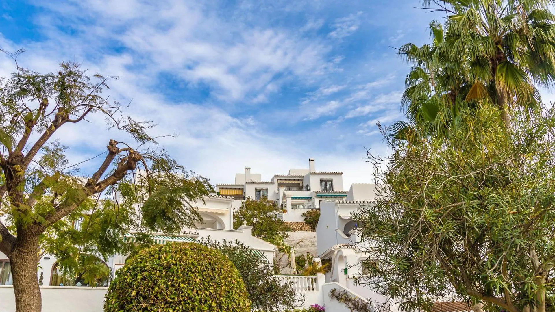 Apartment Las Palmas 9A - Oasis Properties Nerja